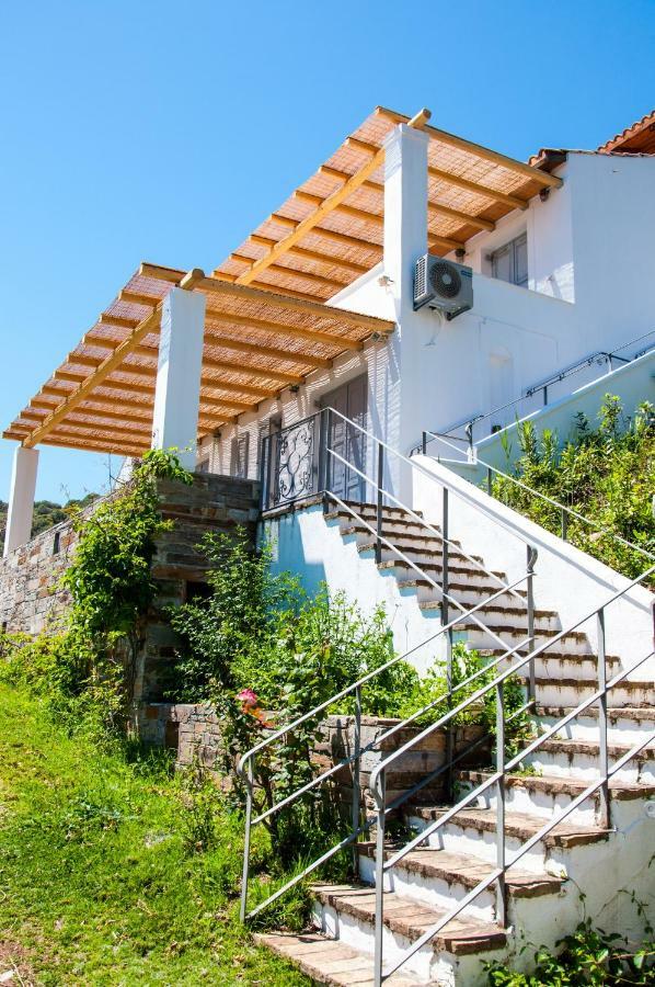 Villa Von Sophia Petriaí Exteriér fotografie